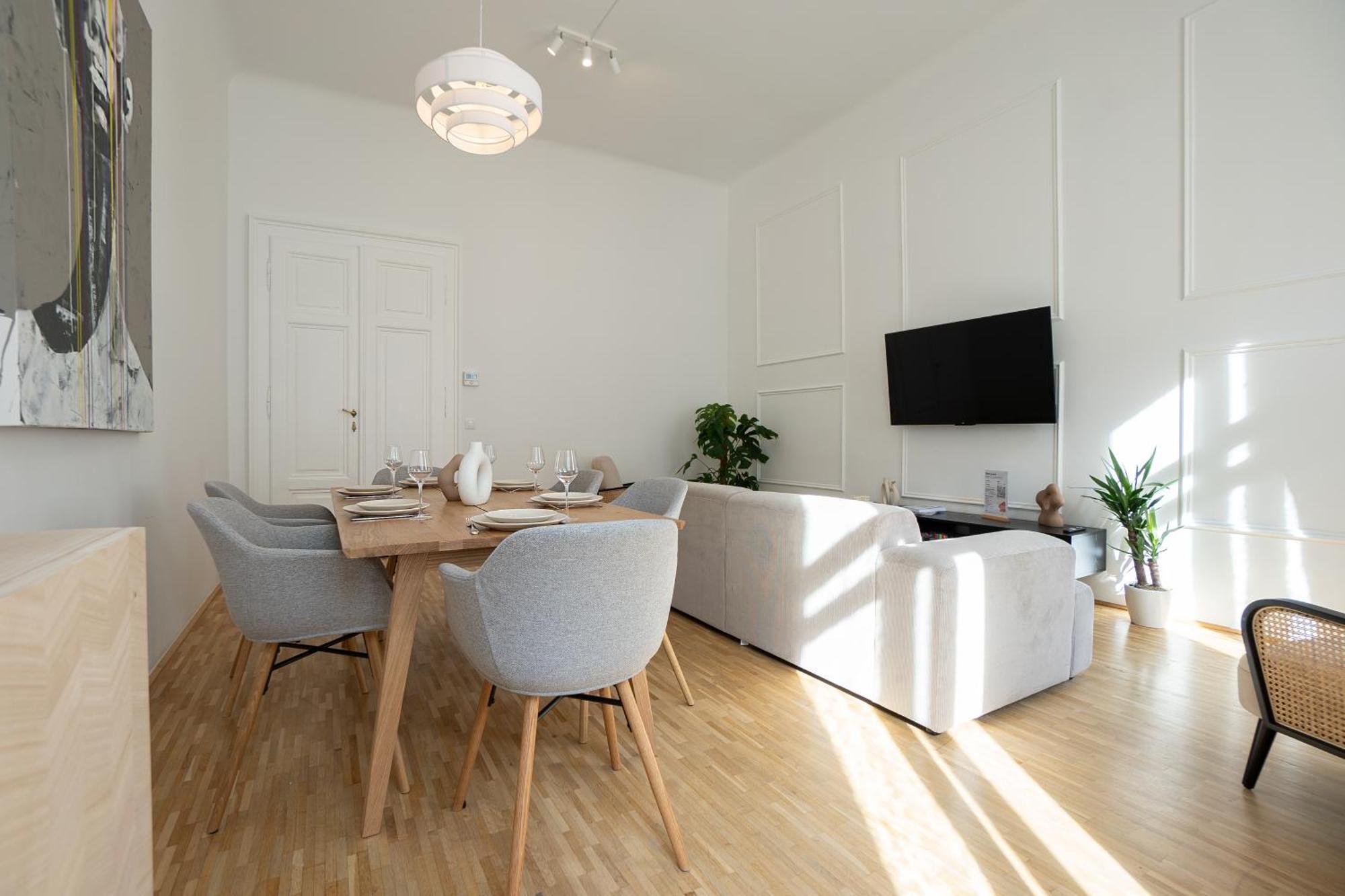 Vibrant 107 M2 Flat In The City Center Vienne Extérieur photo