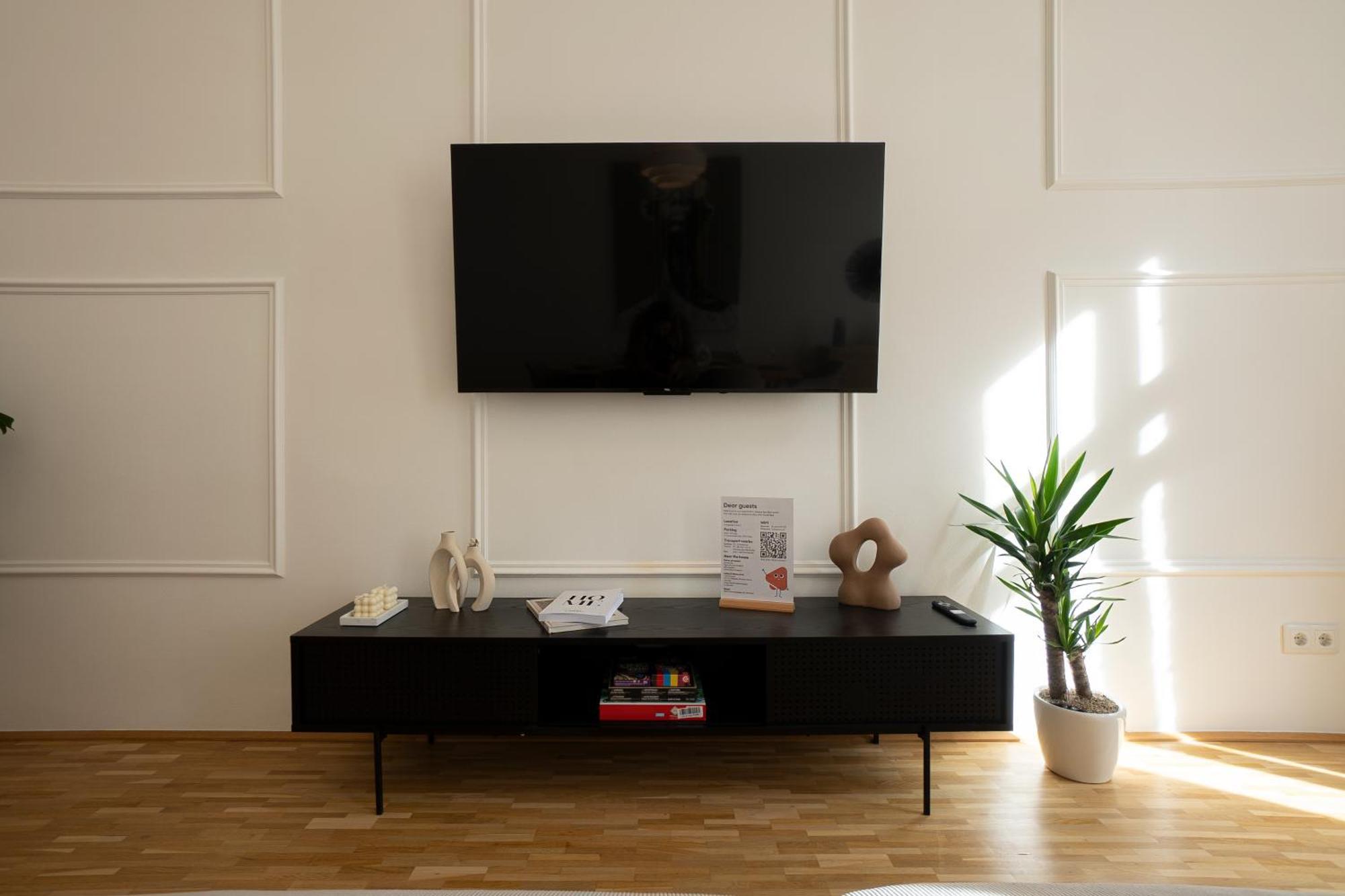 Vibrant 107 M2 Flat In The City Center Vienne Extérieur photo