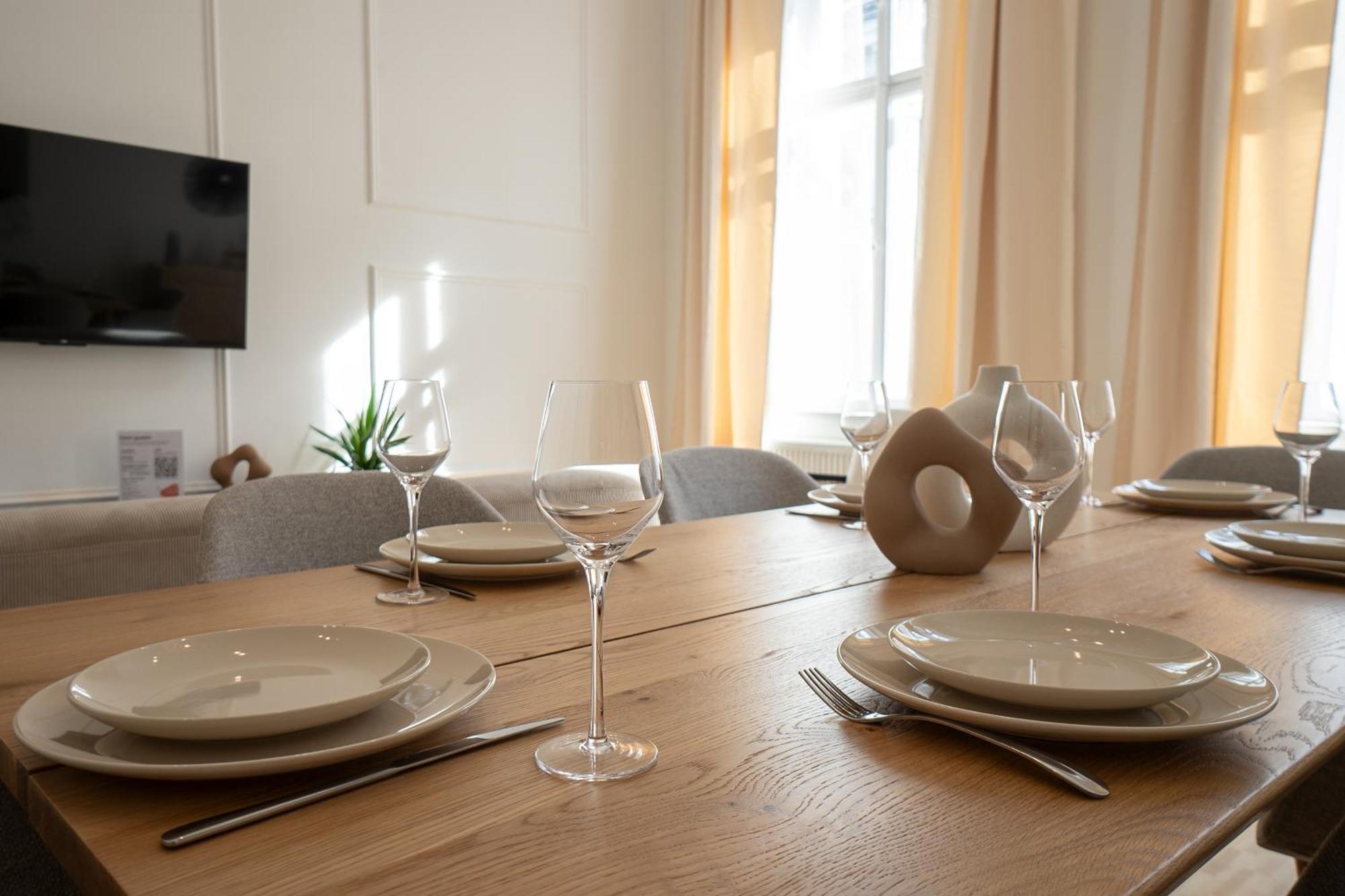 Vibrant 107 M2 Flat In The City Center Vienne Extérieur photo