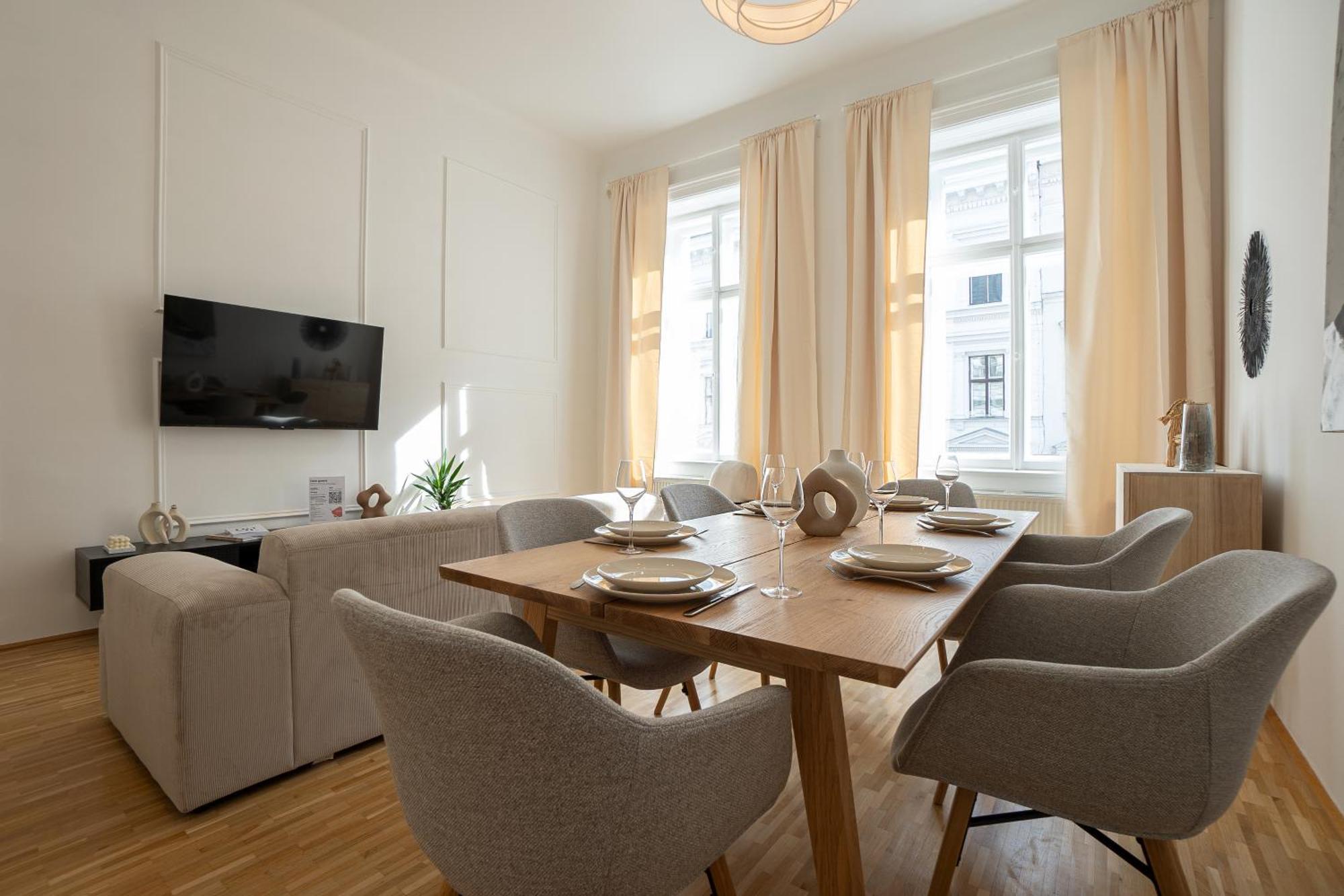 Vibrant 107 M2 Flat In The City Center Vienne Extérieur photo