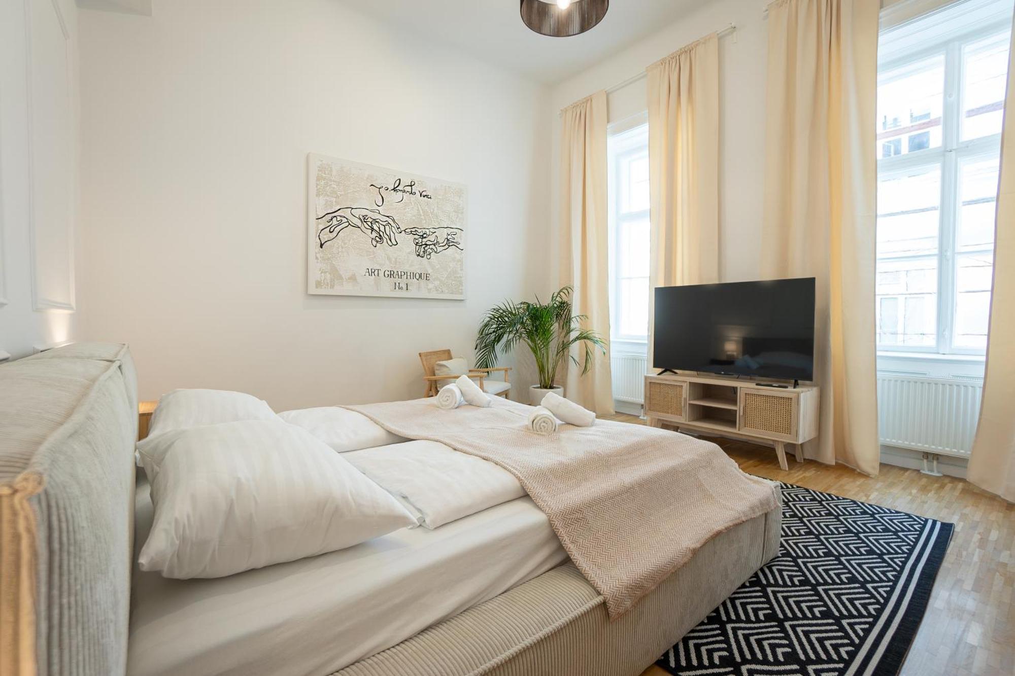 Vibrant 107 M2 Flat In The City Center Vienne Extérieur photo